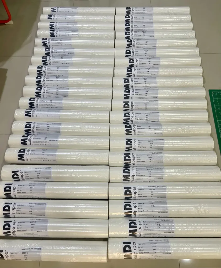 วอลเปเปอร์ติดผนังลายเรียบหรู